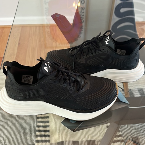 APL sneakers - Picture 2 of 6